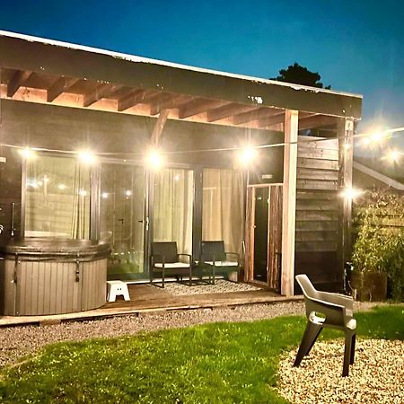 Family House With Garden & Jacuzzi & Sauna Near Amsterdam Vijfhuizen Dış mekan fotoğraf